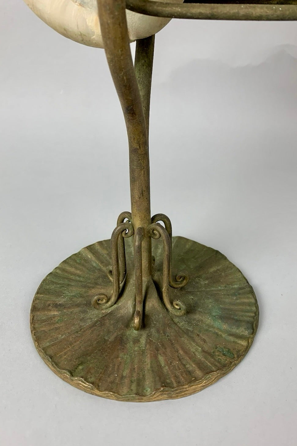 Authenticated Tiffany Studios NY 'Nautilus' Shell Table Lamp – LAMP/PARTS