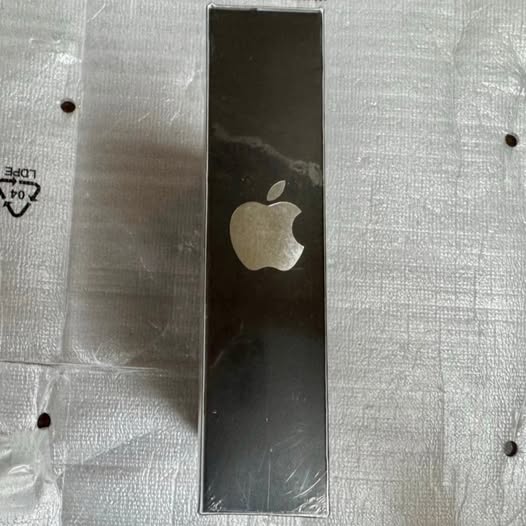 30GB Special Edition U2 iPod Classic (5th Gen) - SEALED