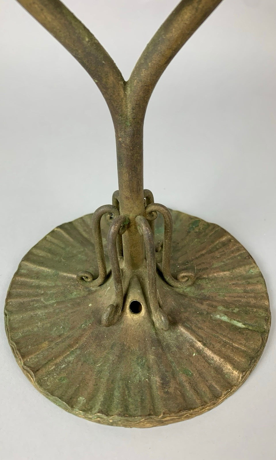 Authenticated Tiffany Studios NY 'Nautilus' Shell Table Lamp – LAMP/PARTS