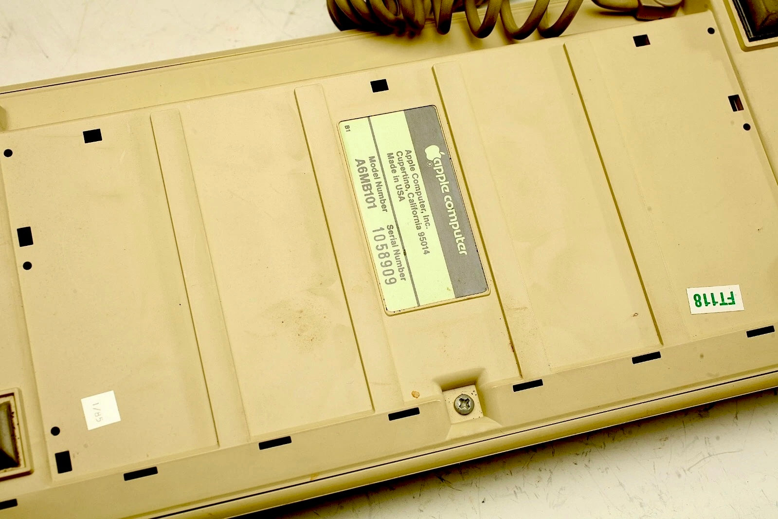 Apple LISA 2/5 10MB ProFile, Printer, Keyboard, Mouse & More