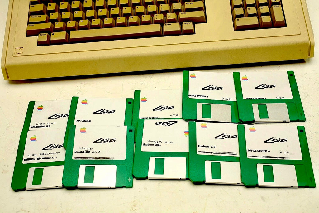 Apple LISA 2/5 10MB ProFile, Printer, Keyboard, Mouse & More