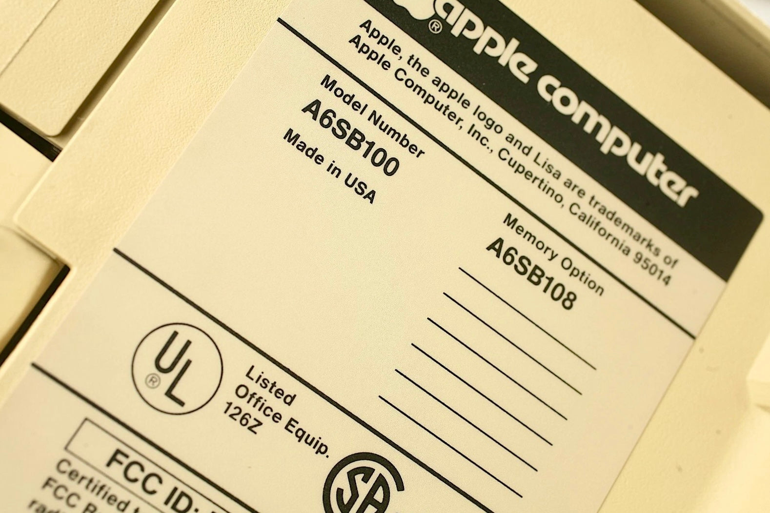 Apple LISA 2/5 10MB ProFile, Printer, Keyboard, Mouse & More